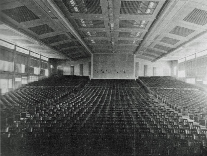Earl's Court interior